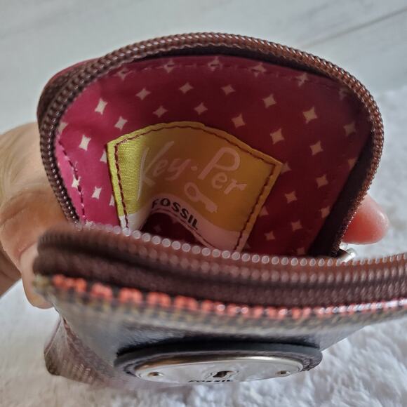 FOSSIL Key-per Wristlet Wallet - Picture 4 of 5